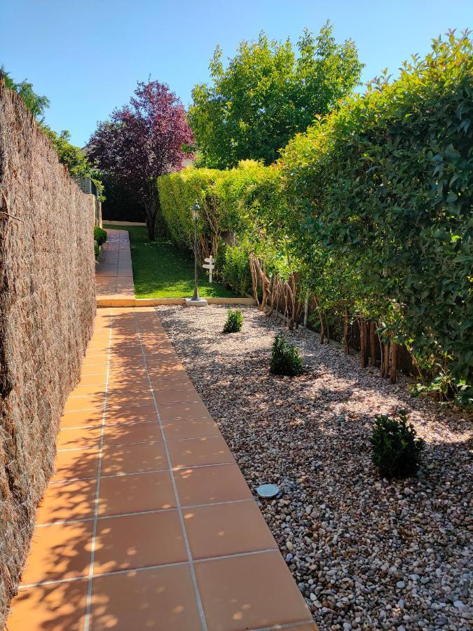 סן לורנסו דה אל אסקוריאל Loft Abantos - 120M2 Mas Terraza Y Jardin Independiente מראה חיצוני תמונה